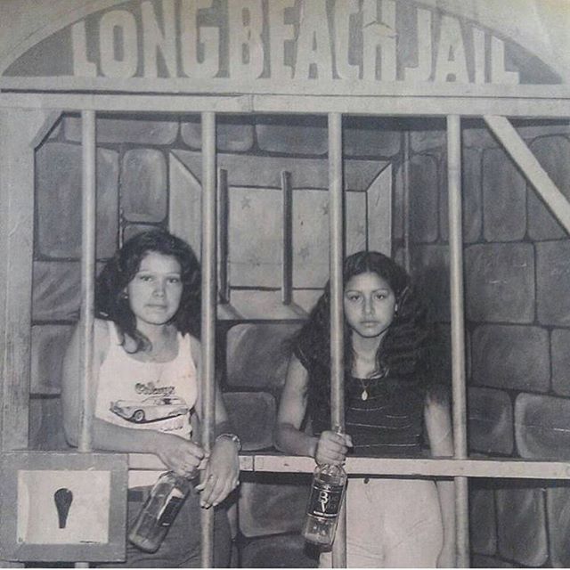 ~Flika of The Day~ Sally y Lucy aka Grumpy and Payasa #RanchoSanPedro at the Long Beach Pike 1979 ✨🙏✨