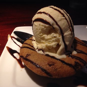 Red Lobster - Chocolate chip lava cookie - Elmhurst, NY, United States
