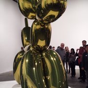 Whitney Museum of American Art - Jeff Koons - Dog balloon - New York, NY, United States